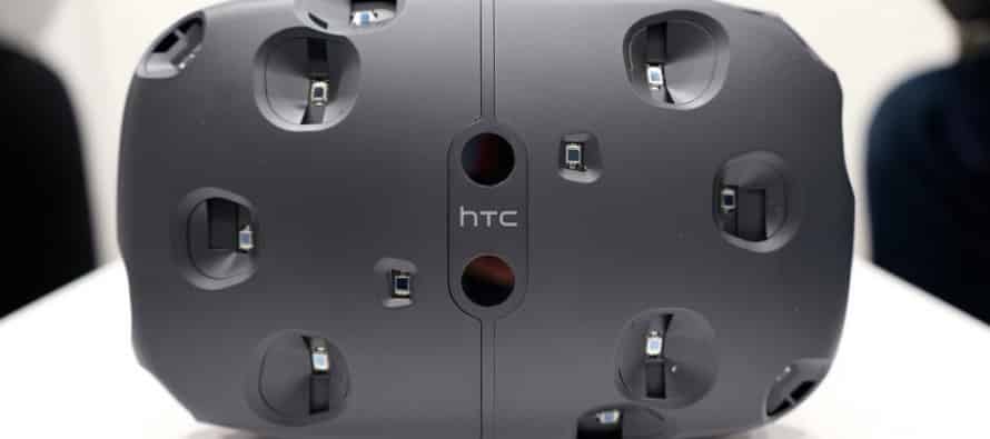 HTC-Vive repoussé