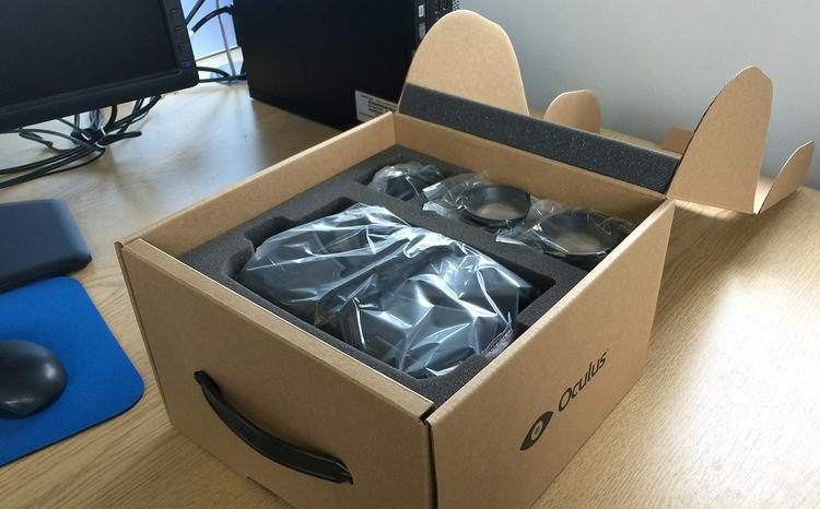 Oculus-Rift-DK2 box devis