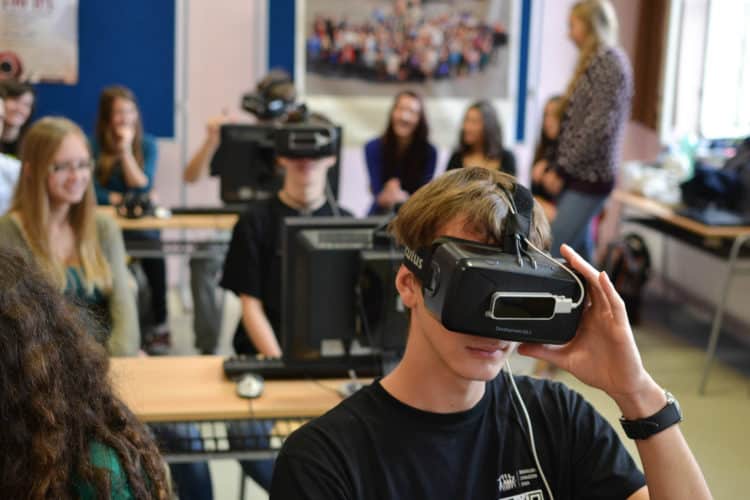 Realite virtuelle ecole education digital
