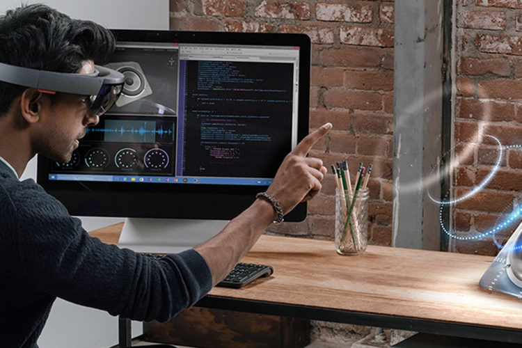 Hololens Microsoft passe de la version 2 à la version 3