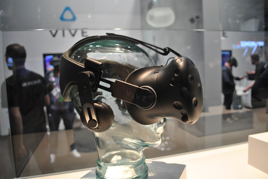 htc vive tracker casque une