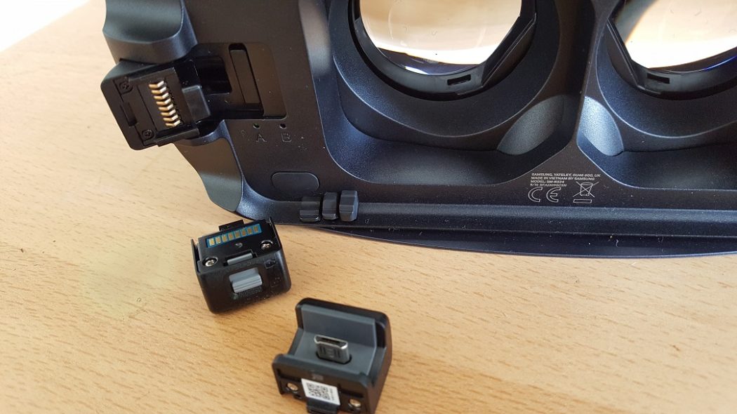 test Gear VR 2017 unboxing Samsung dos backlogo adaptateur