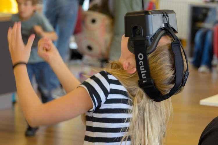 Dangers réalité virtuelle enfants