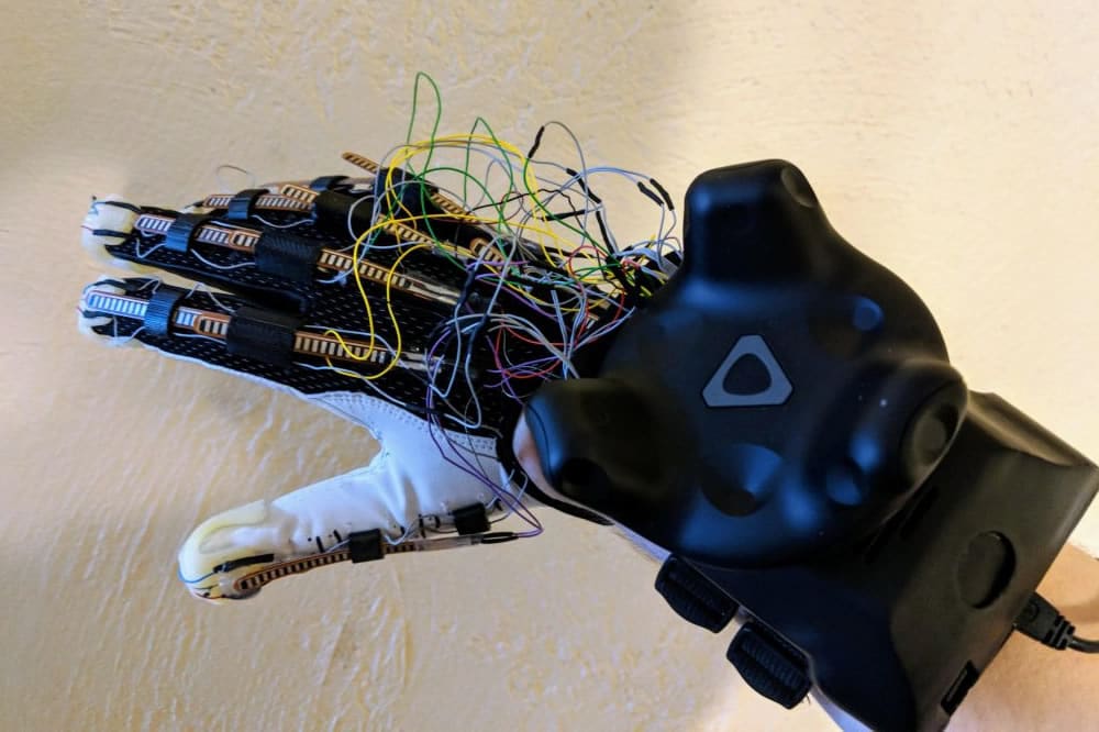 Maestro gants pour le toucher en réalité virtuelle