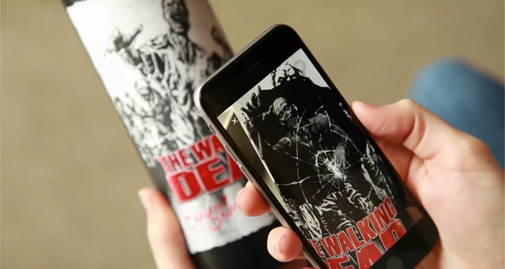 The Walking Dead bouteilles vin réalité augmentée application zombies