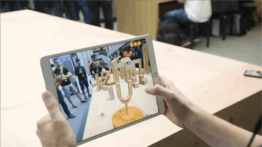 Apple SwiftShot jeu AR réalité augmentée ARKit WWDC 2018