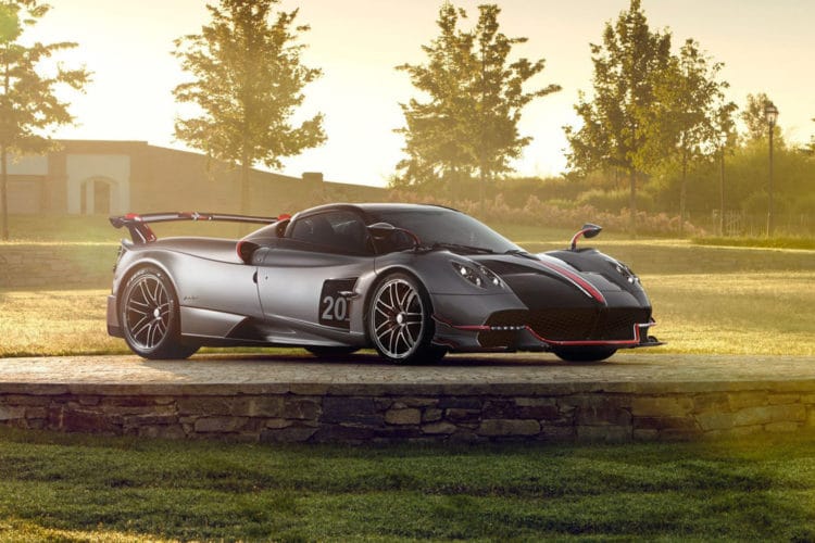 Hypercar Pagani réalité augmentée