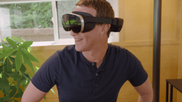 Zuckerberg-portant-Holocake-2-Meta-prototype.Microled