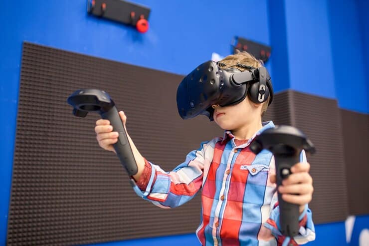 les enfants de moins de 13 ans ne doivent pas utiliser un casque VR