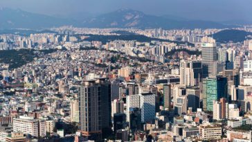 Le gouvernement métropolitain de Séoul a lancé une plateforme publique de metaverse. Il l’a baptisé Metaverse Seoul.