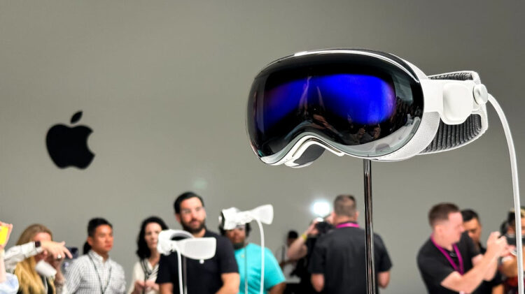 Apple Vision Pro, Meta Quest 2, Sony VR, ventes prévues