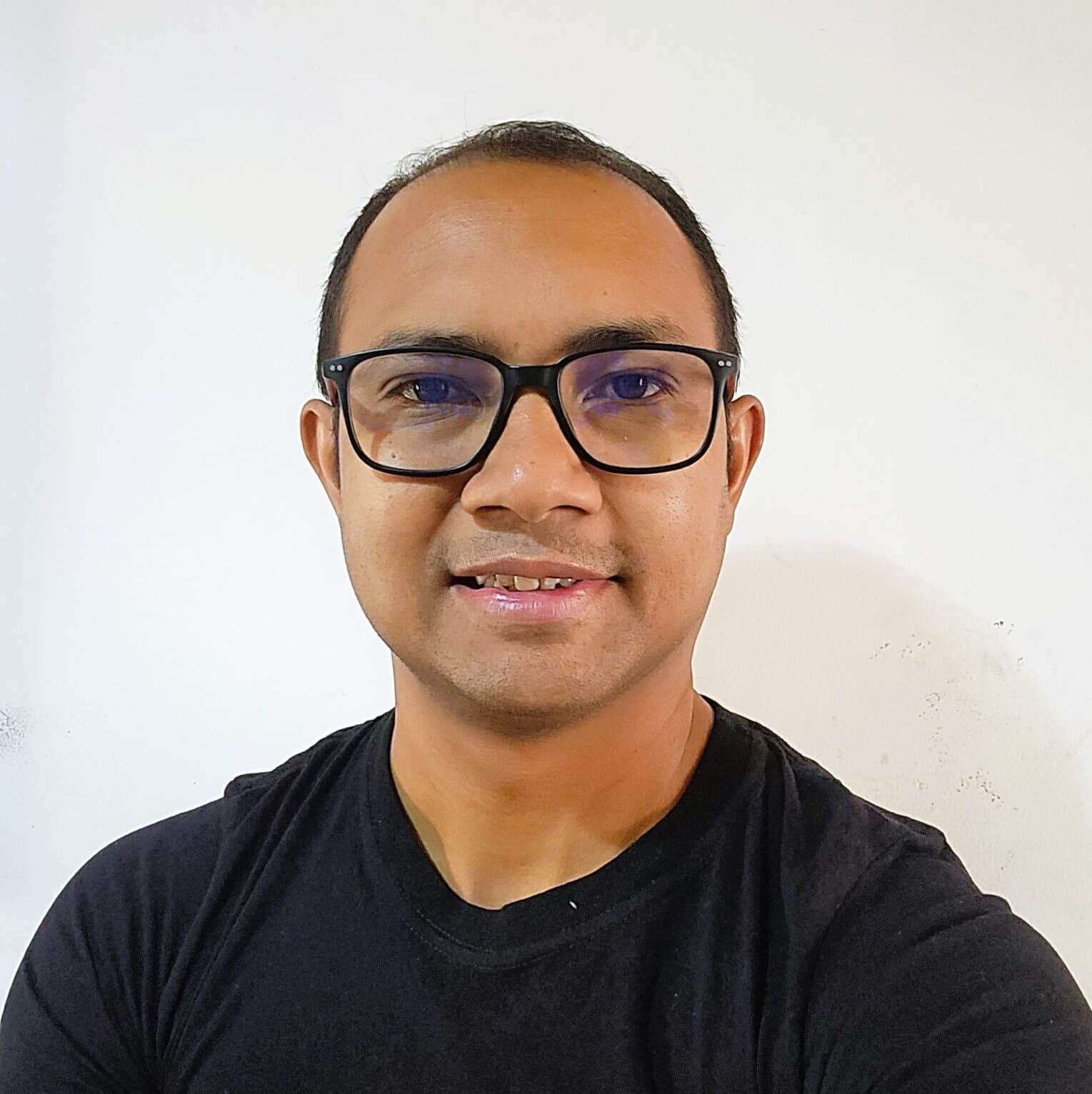 Serge R.