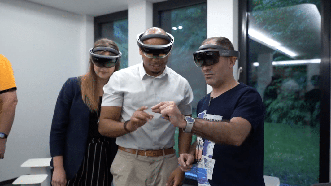 3spin Learning groupe d'apprenants avec casque