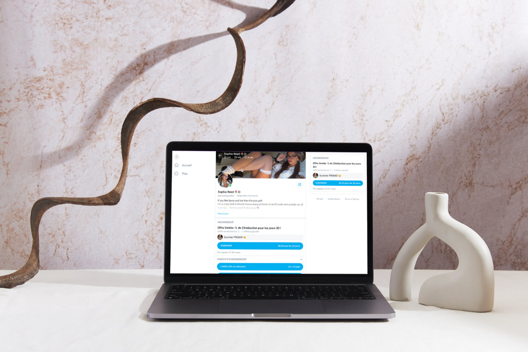 une créatrice imprévisible qui séduit par son humour et sa spontanéité