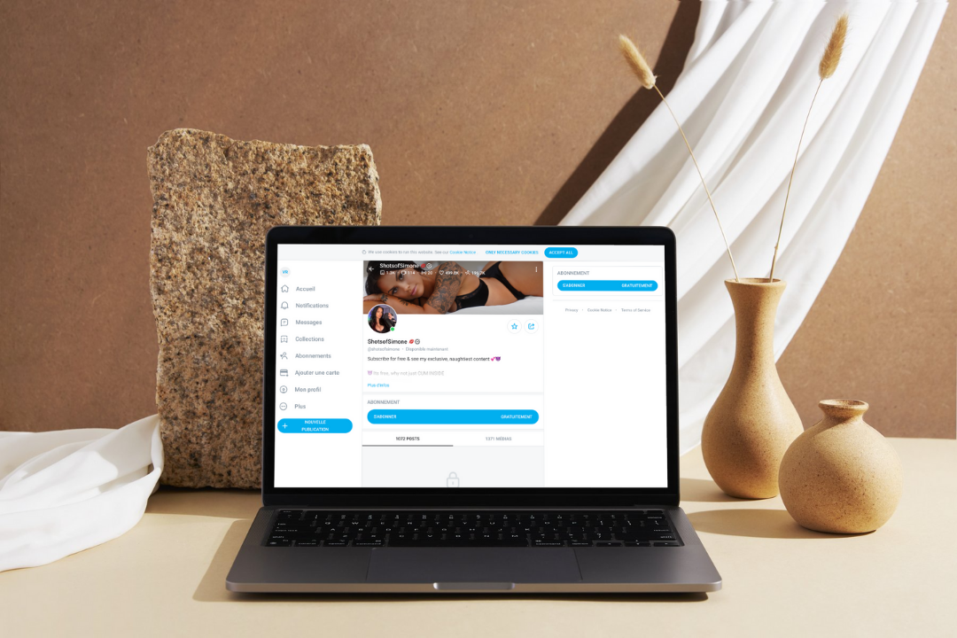 Simone🔥 : l'OnlyFans Porn gratuit pour les fans de sexting et solo