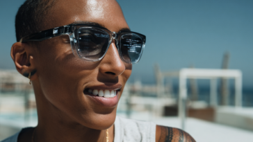 Amnésiques du matin sauvés par les écrans visuels sur lunettes intelligentes
